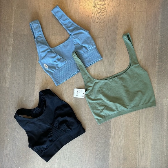 Bundle of Free People (2) and Sweaty Betty (1) Bra/Crop Tops Size XS - Picture 2 of 10